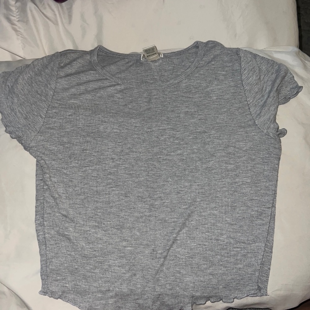 Gray crop top
